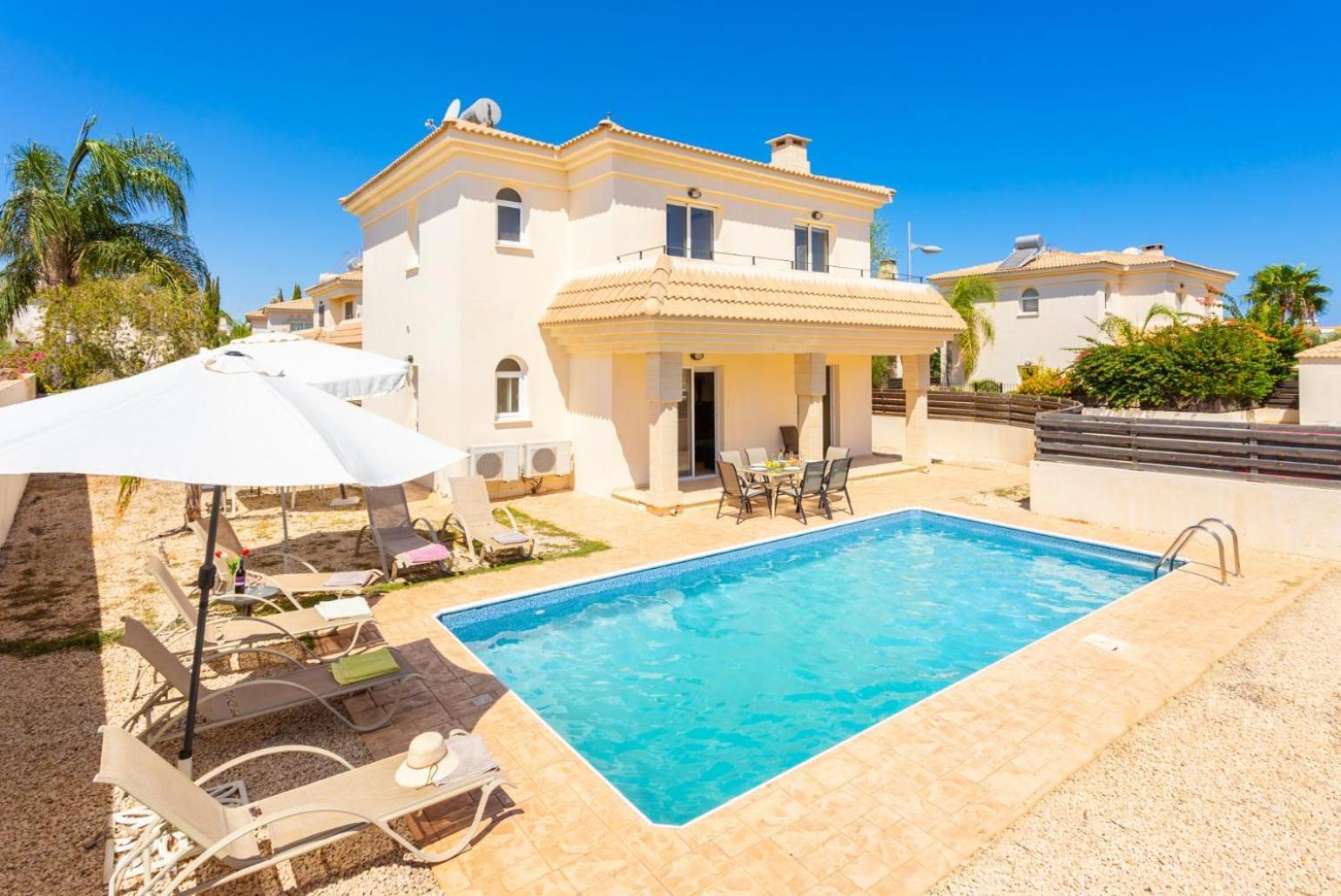 Solis Villa Paralimni